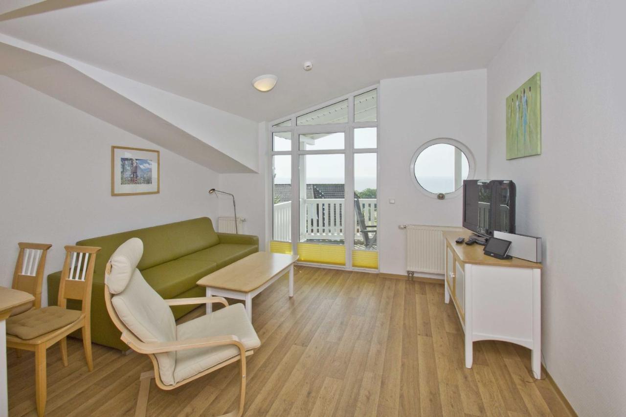 Mit Meerblick Und Balkon, Gratis Nutzung Vom Ahoi Erlebnisbad Und Sauna In Sellin - Meeresblick Fewo 17 ゲーレン エクステリア 写真
