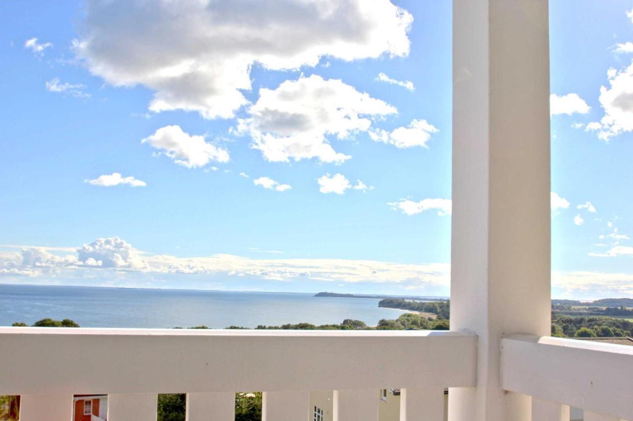 Mit Meerblick Und Balkon, Gratis Nutzung Vom Ahoi Erlebnisbad Und Sauna In Sellin - Meeresblick Fewo 17 ゲーレン エクステリア 写真